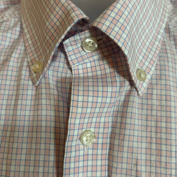 Vineyard Vines Men's Classic Checkered Shirt - Picture 5 of 12